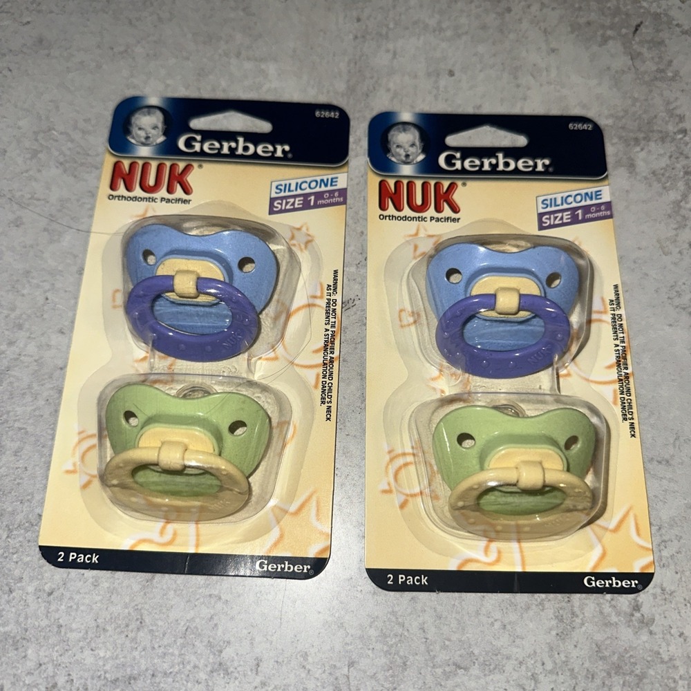 2 Sets Of 2 Gerber NUK Orthodonic Pacifier Size 1 0-6 Months Silicone Green